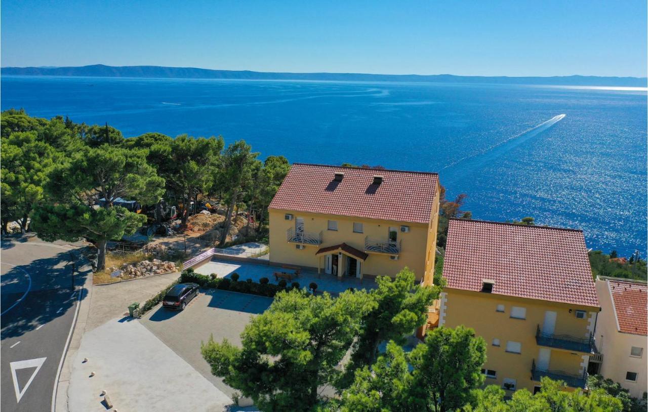 Beautiful Apartment In Krvavica With Kitchen Εξωτερικό φωτογραφία